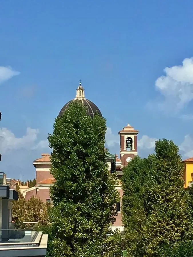 Ostia Bed And Beach Apartment