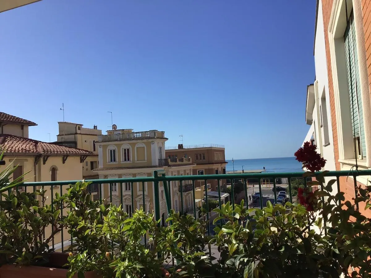 Ostia Bed And Beach Apartment Lido di Ostia